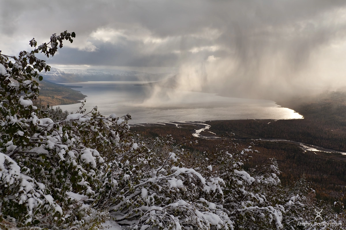 Восточная часть Хантайского озера, северная штанина. Плато Путорана.