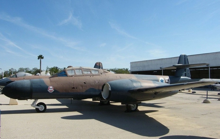 «Метеор» NF.13 в музее израильских ВВС в Хацериме 