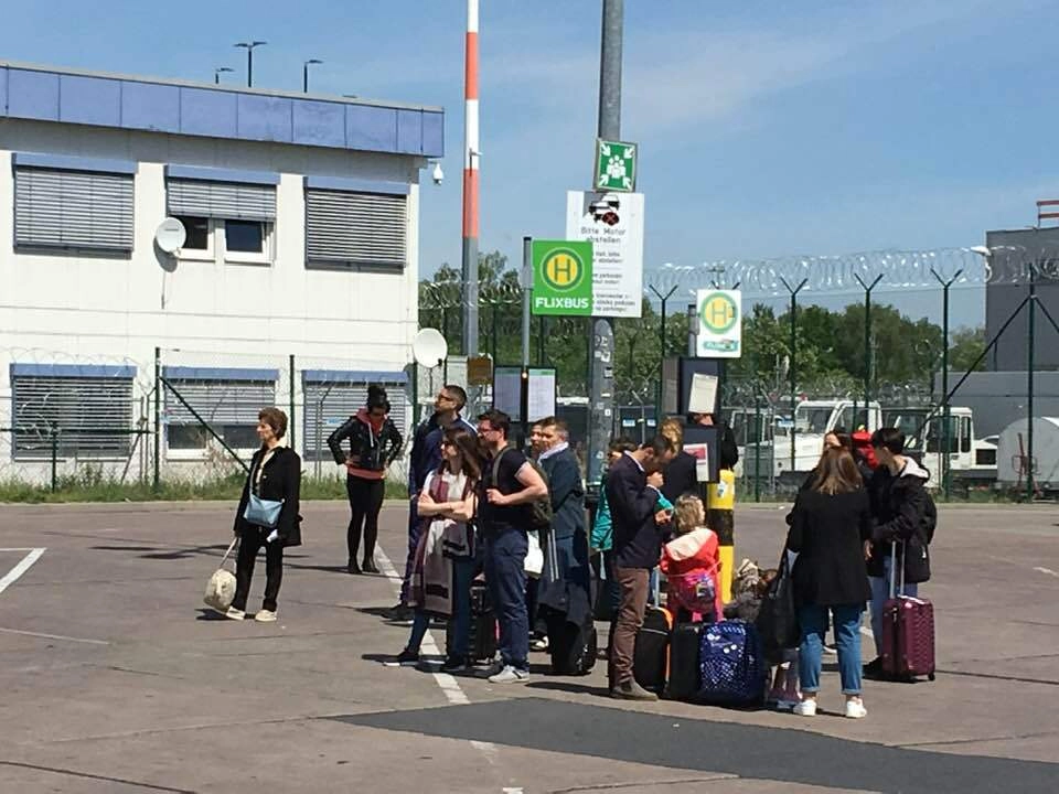 Водители междугородних автобусов сплошь гастарбайтеры. Водители междугородних автобусов сплошь гастарбайтеры.