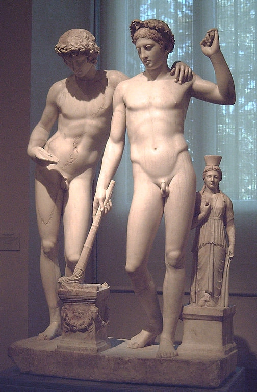 Кастор и Поллукс, античная статуя. Расслабленная поза формата 