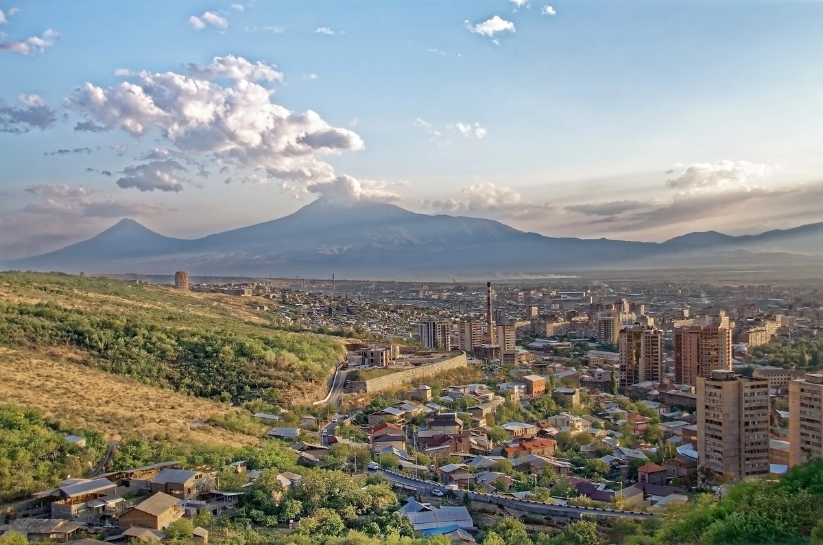Ереван, Армения. Вид на гору Арарат.