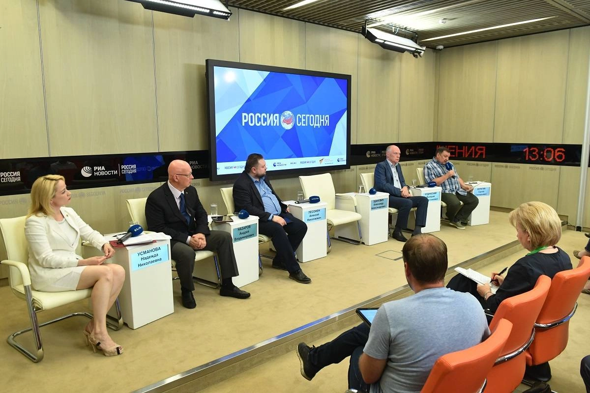 Представители РВИО озвучивают результаты экспертизы, проведенной СК Республики Карелия по итогам военно-исторической поисковой экспедиции в районе урочища Сандармох.