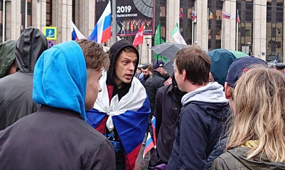 Блогер Юрий Дудь на митинге в поддержку независимых кандидатов.