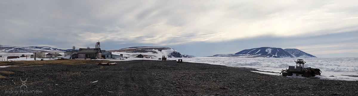 Восточно-сибирское море. Полярная станция Валькаркай. Арктическая Чукотка.