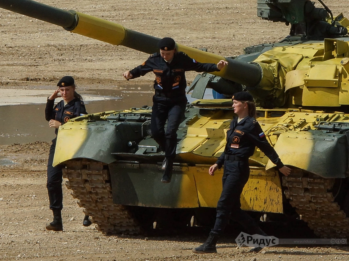 Женский экипаж Женский экипаж