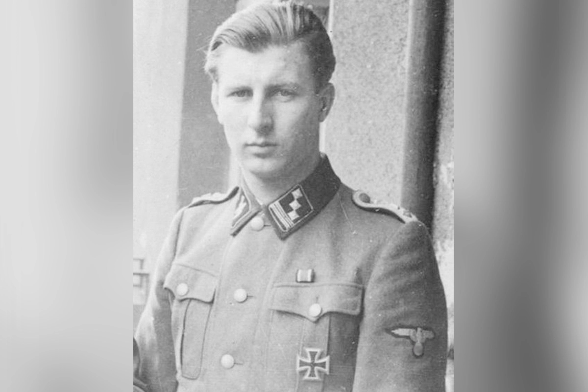 Вальдемар Фегеляйн, родной брат командира дивизии и командир 2-го кавалерийского полка СС, в будущем кавалер высших наград за храбрость. На Волынь ни он, ни его полк так и не попали.