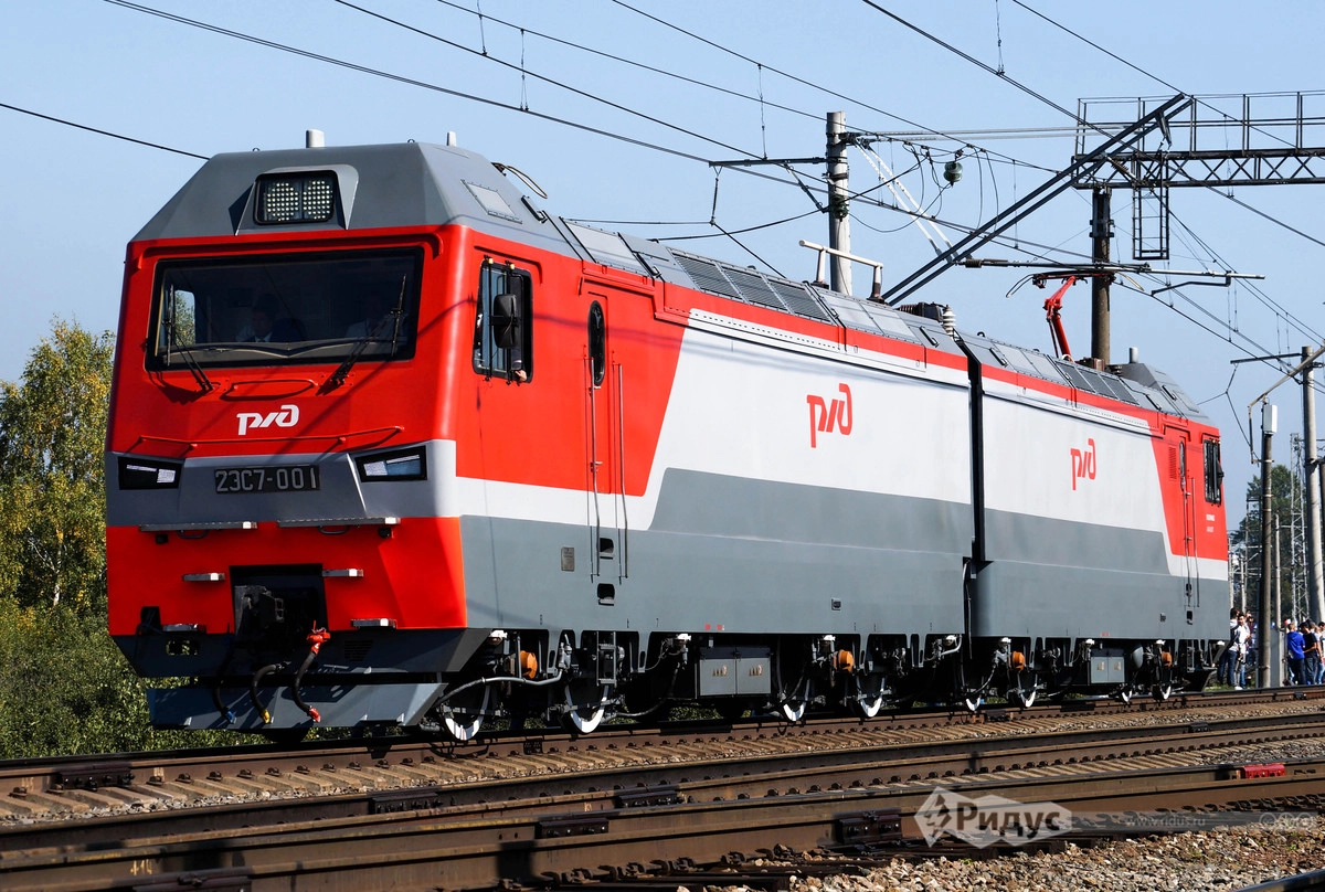 Электровоз 2ЭС7