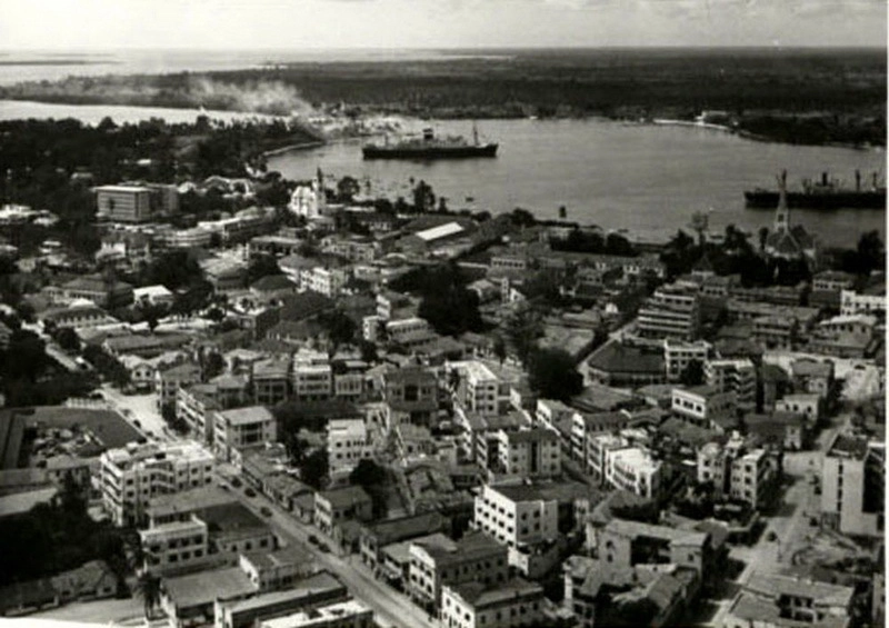 Вид гавани Дар-эс-Салама с воздуха, 1970-е годы.