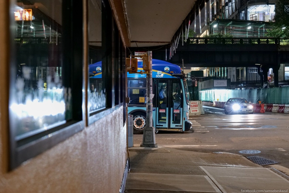 6. Ночной автобус и парк Хайлайн.