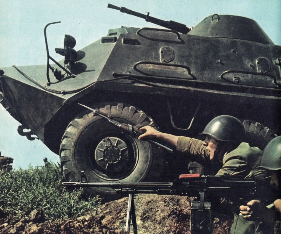 Вперёд, на Италию! Румынские механизированные войска на учении