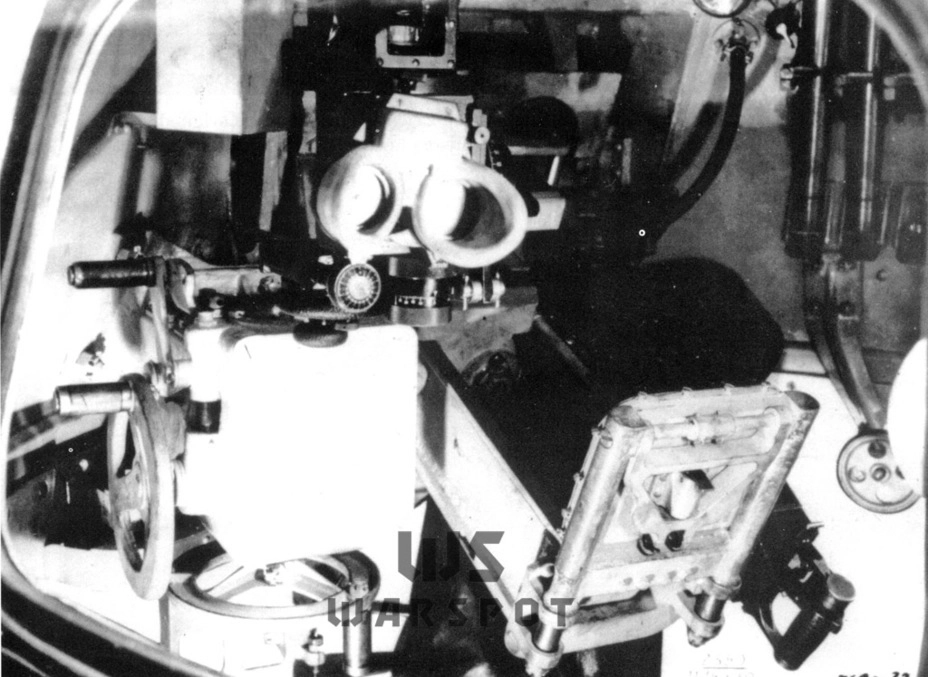 Типовым решением на первых немецких танках межвоенного периода было использование перископических прицелов