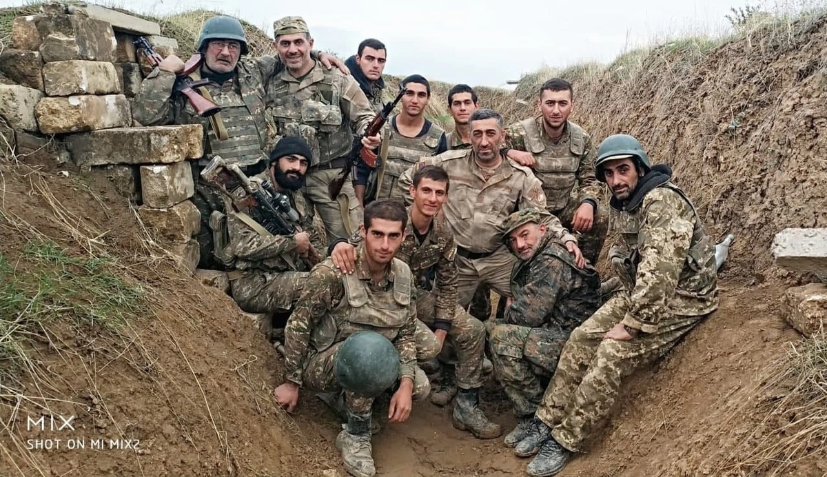 Сайты арцах. Бойцы Арцаха. Добровольцы в Армении. Добровольцем в армию Армении.
