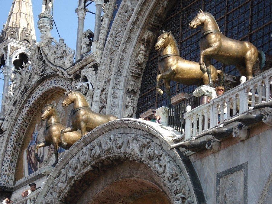 Венеция. Кони Святого Марка — часть венецианской добычи 1204 года