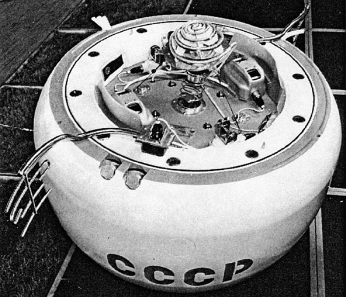 Спускаемый аппарат автоматической межпланетной станции В-67 («Венера-4»). НПО им. С.А. Лавочкина galspace.spb.ru