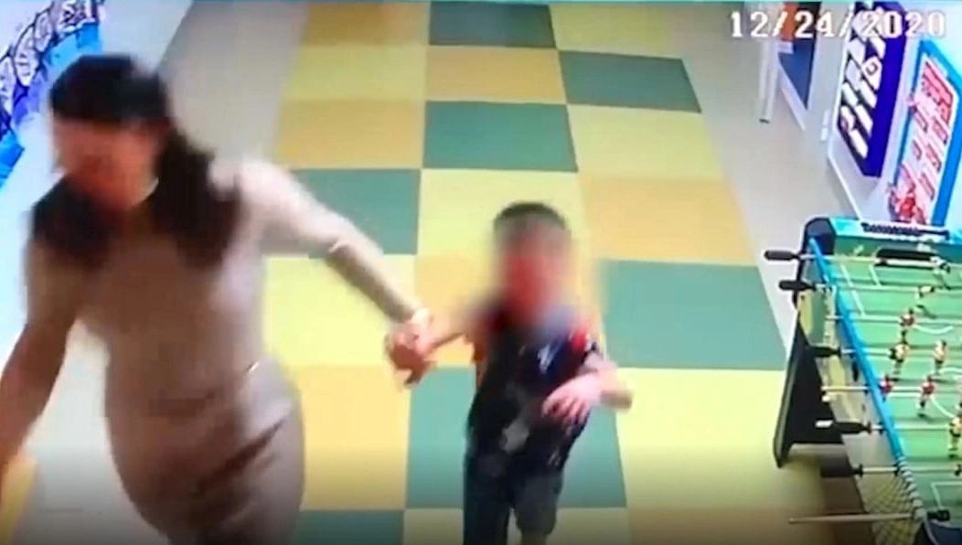 Кадр с видеокамеры садика SunSchool