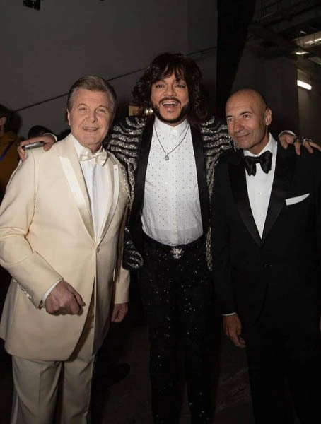 А где маски?