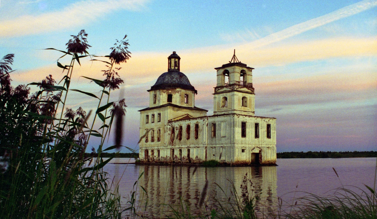 Храм Рождества Христова в Крохино, 1995 год. 
