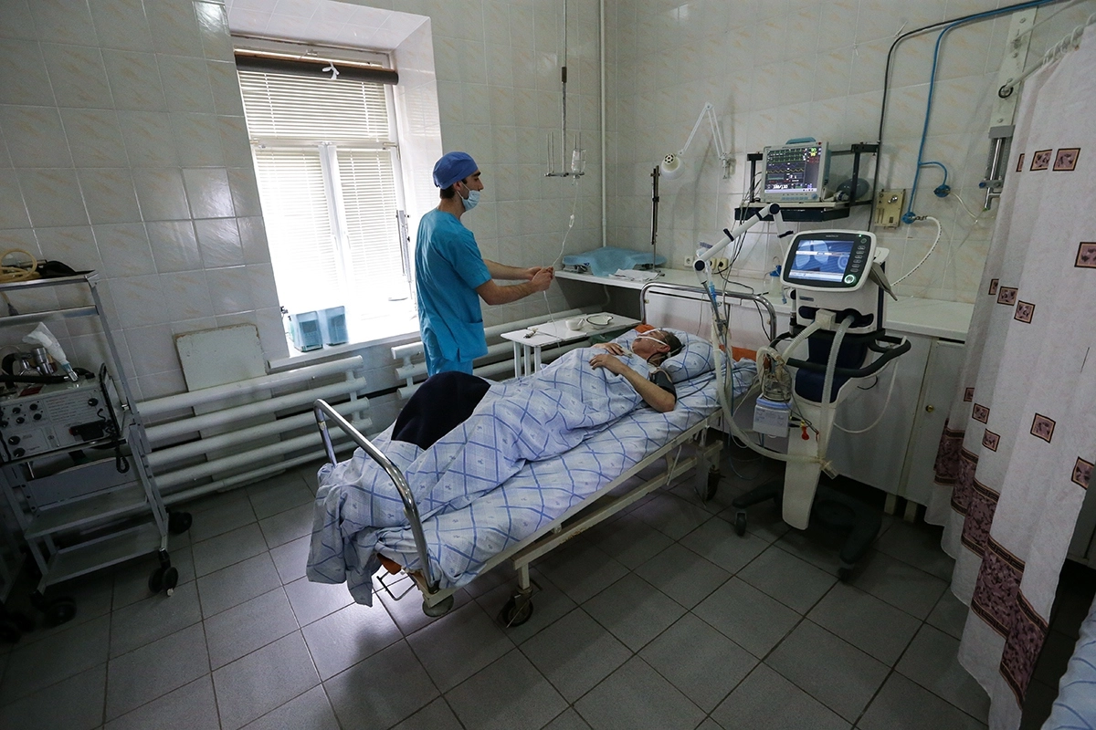 Посещение больных в реанимации. Посещение пациентов в реанимации. Дети в больнице в палатах. Правила для пациентов в больнице. Посещение пациентов в реанимации.