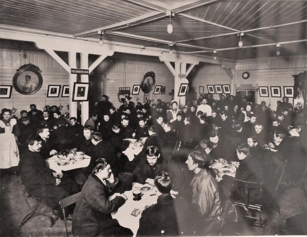 Дешевая столовая для рабочих при Василеостровском театре Городского попечительства о народной трезвости (1913)