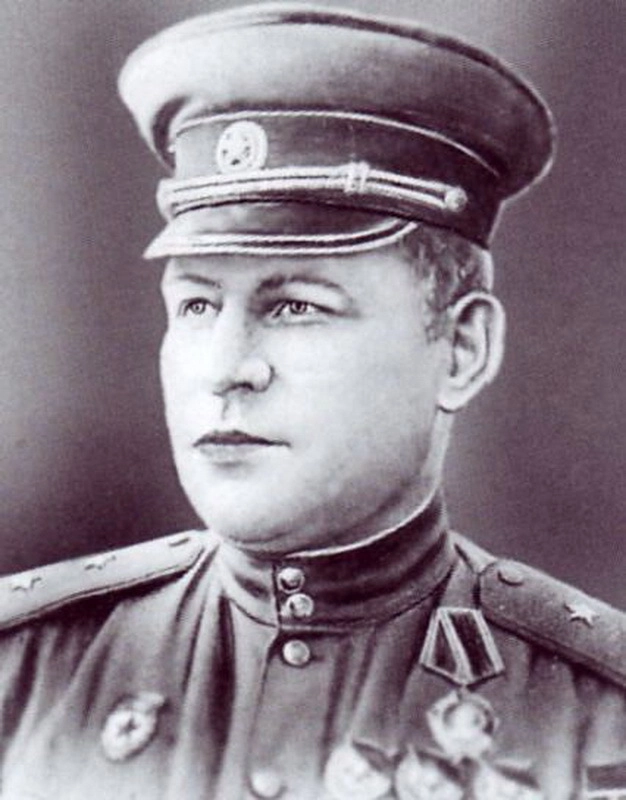 Гвардии генерал-майор Василий Алексеев. enc.permculture.ru