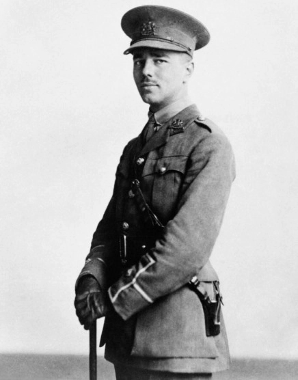 Уилфред Оуэн — офицер Манчестерского пехотного полка 