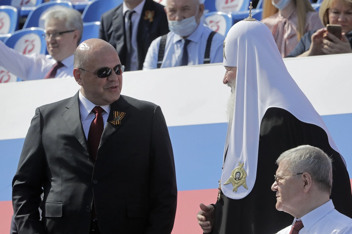 Премьер-министр РФ Михаил Мишустин и патриарх Московский и всея Руси Кирилл Премьер-министр РФ Михаил Мишустин и патриарх Московский и всея Руси Кирилл