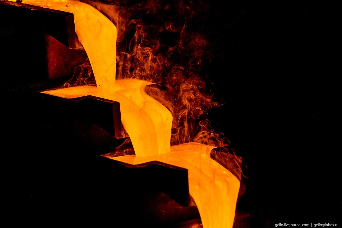 В печах изготавливают сплав Доре (от фр. doré — золотой, позолоченный).