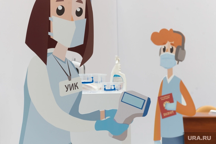 Также на участках для голосования по поправкам в Конституцию будет организовано бесконтактное измерение температуры. Для людей с повышенной температурой будет предусмотрено отдельное изолированное помещение