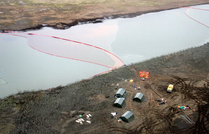 Боновые заграждения на реке Амбарная