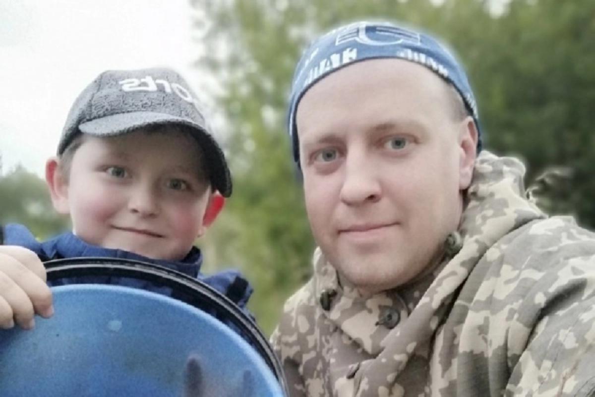 Отец погибшего мальчика. Про мальчика которого нашли. Отец погибшего мальчика. Каменск-уральский убили девочку. 16 летний подросток.