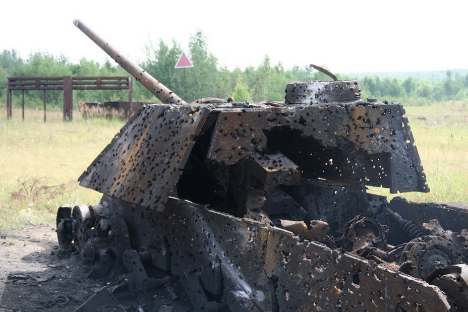 Результат многочисленных попаданий из РПГ-26. 