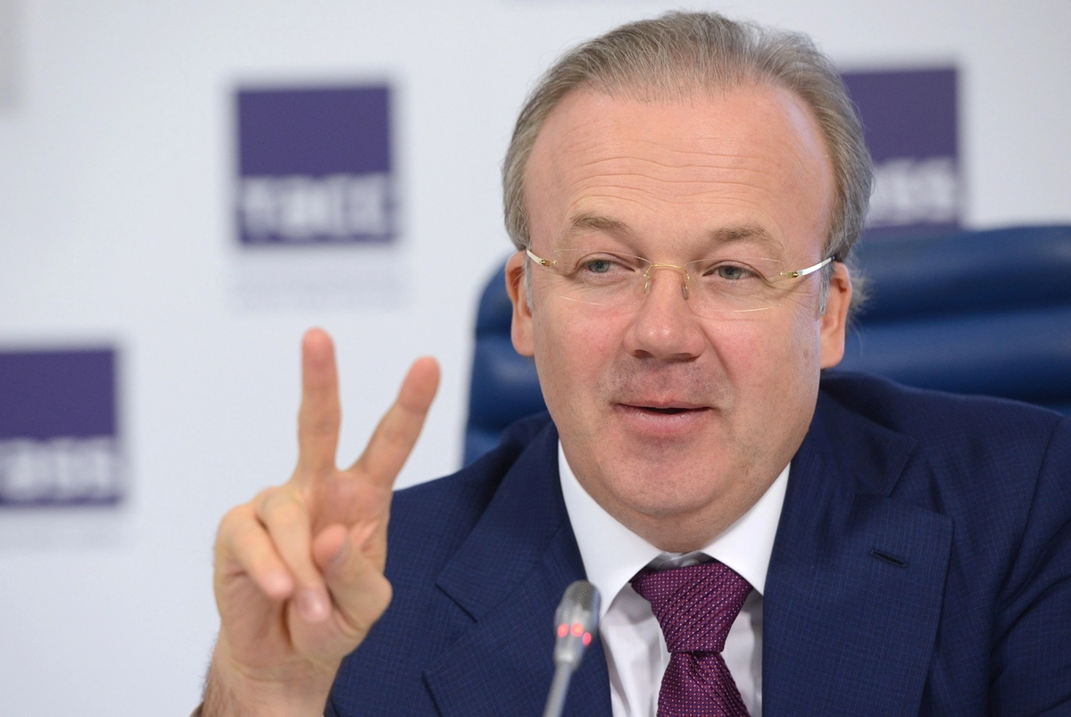 Андрей Назаров