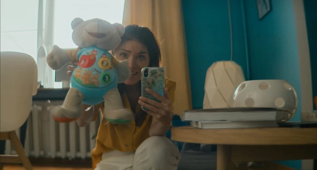 Каждая героиня ведет двойную жизнь