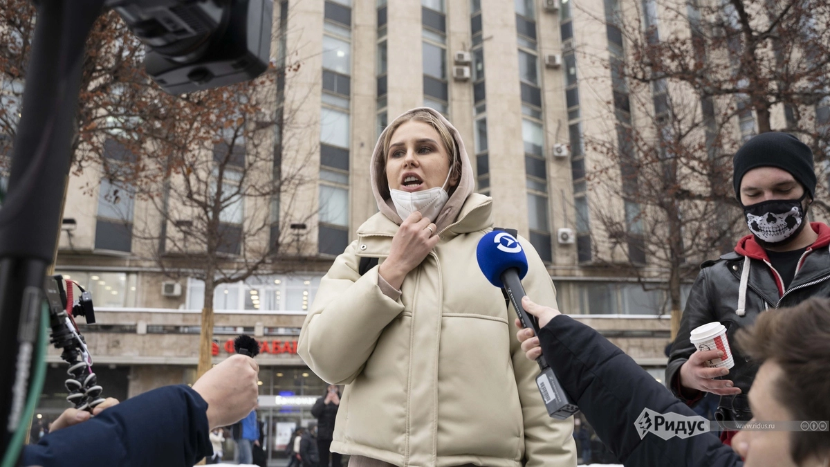 Любовь Соболь на митинге в поддержку Навального