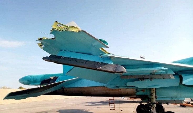 Отвалившаяся часть крыла одного из самолетов