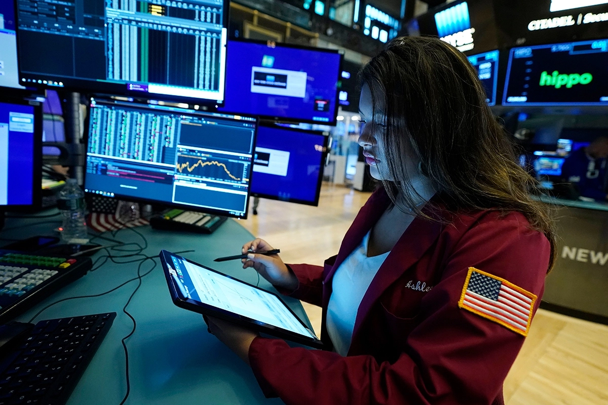 Работа Нью-Йоркской фондовой биржи