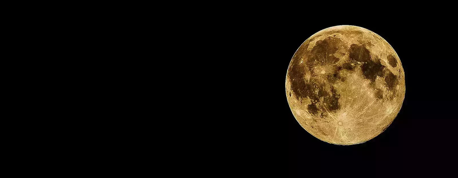 Луна © pixabay.com