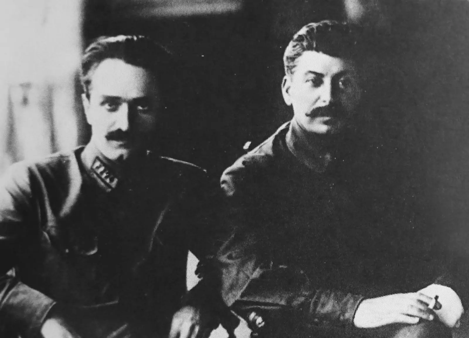 Сталин и Микоян - самые известные большевики-семинаристы