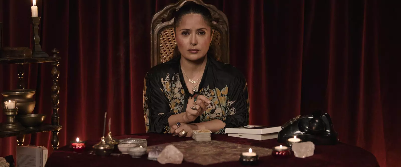 Salma Hayek played Pina Auremma, a fortune teller who became Reggiani's advisor and close friend.  It was she who helped Patricia order the murder of her husband.