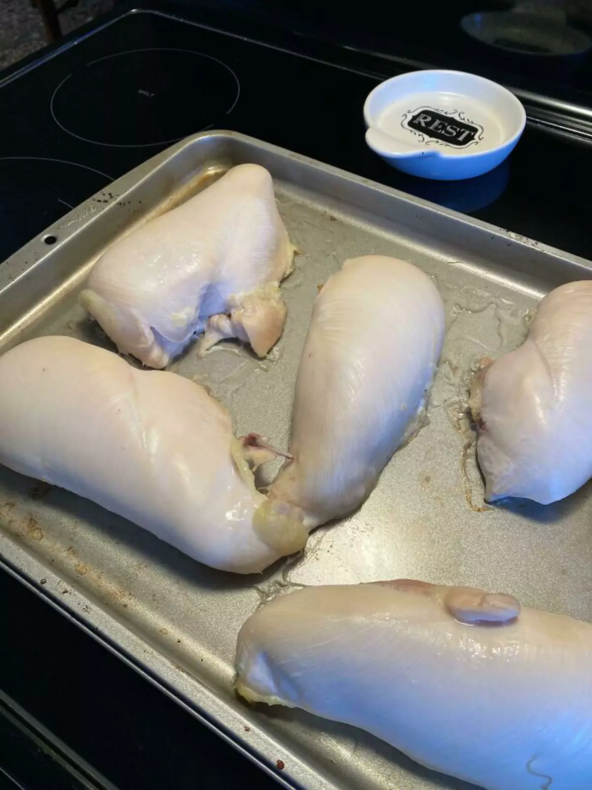“Так в доме моей соседки подают вареную курицу. Да-да, это уже вариант сервировки».