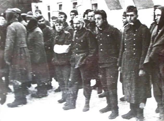 Немцы, пленённые в Феодосии. Кадр кинохроники 