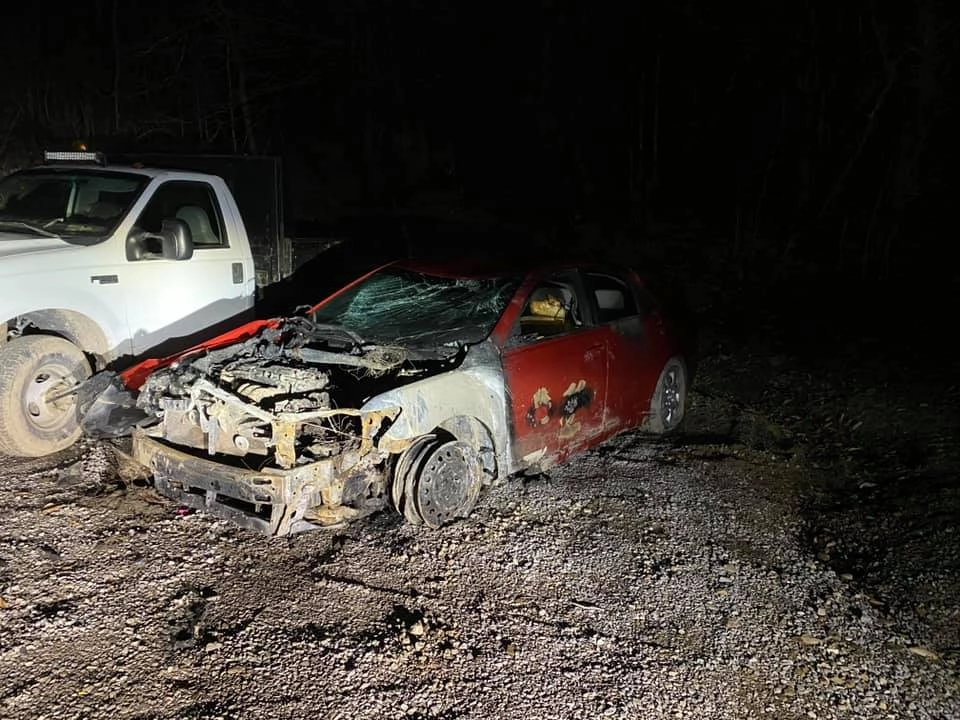 То, что осталось от автомобиля Мерседес. То, что осталось от автомобиля Мерседес.