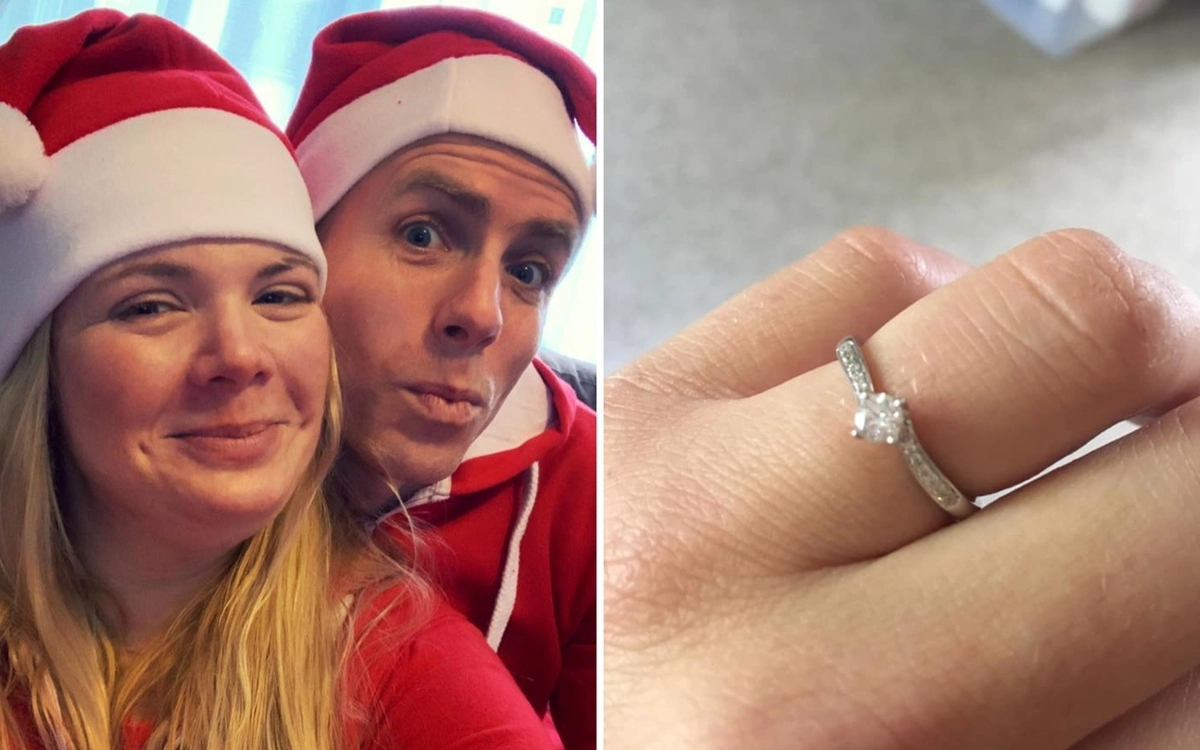 На Рождество Мартин сделал Лорен предложение. На Рождество Мартин сделал Лорен предложение.