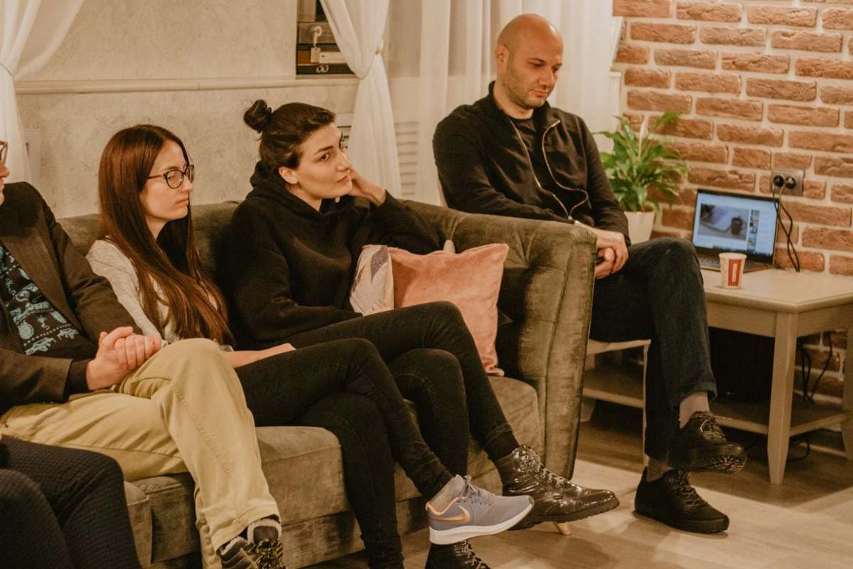 Мероприятие в клубе начиналось вполне мирно...