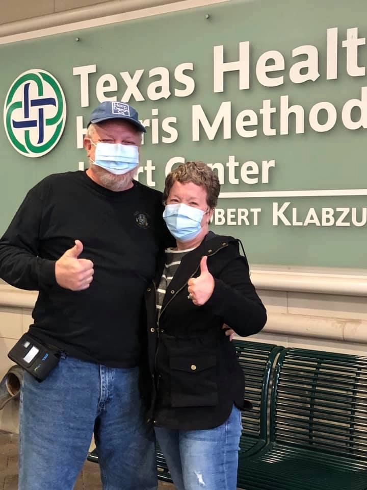 Шэрон и Гэри после выписки из больницы. Шэрон и Гэри после выписки из больницы.