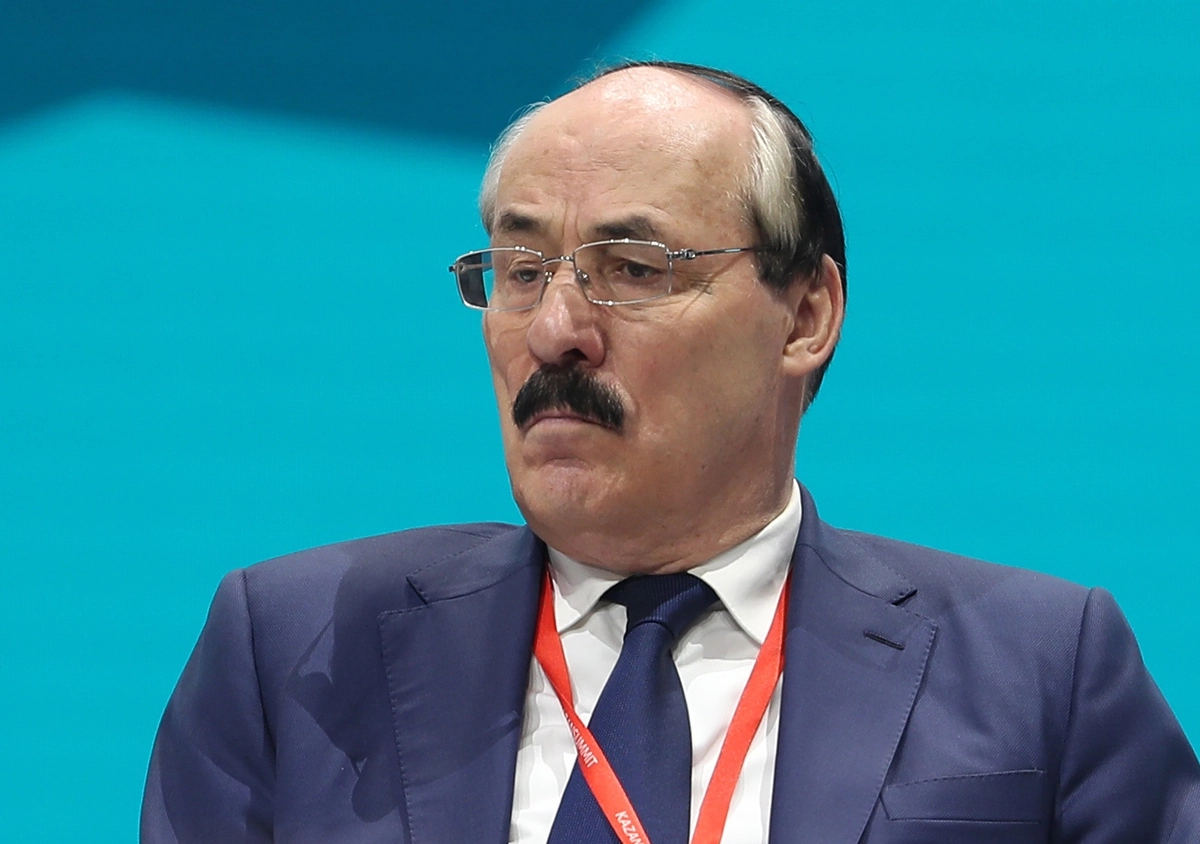 Рамазан Абдулатипов.