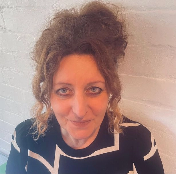 Ив Гибни. Ив Гибни.