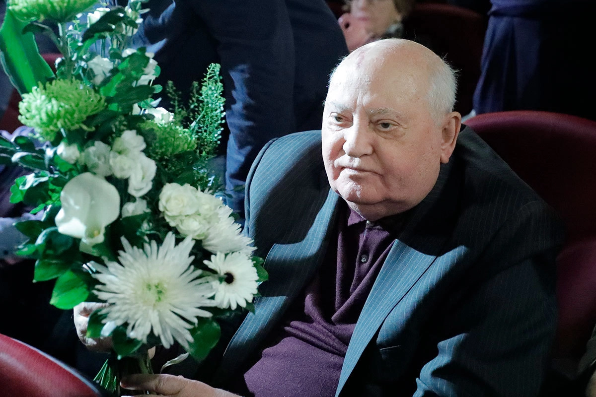 горбачев 90 лет фото