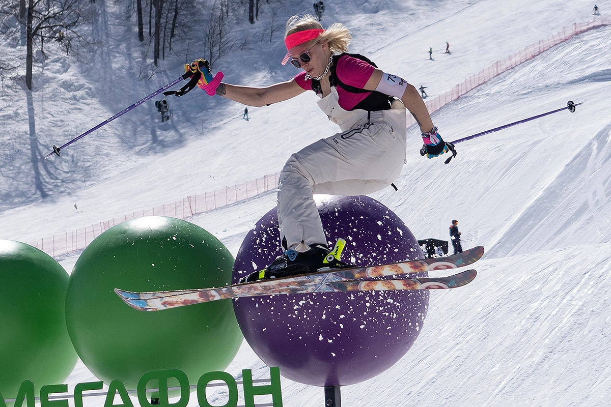 23-летняя Даша Агафонова из Питера после серии высоко закрученных прыжков, широко улыбалась, без доли напряжения