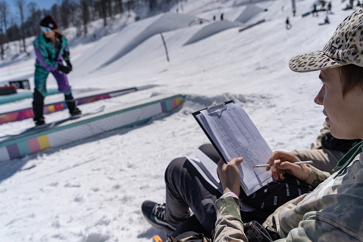 Только судьи могли разобраться в калейдоскопе сложных трюков